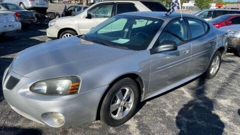 photo of 2008 Pontiac Grand Prix Sedan / IN HOUSE